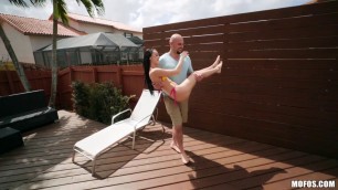 Mofos - DontBreakMe Flexible Beauty Kylie Martin Gets Stretched sex video