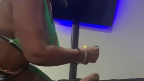 Women Showing What They Do Best-1