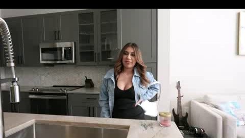 DadCrush.23.08.09.Mila.Milkshake.Whos.My.Favorite.Girl.XXX.1080p_2