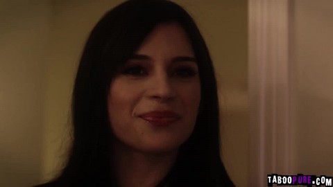 Clarke and Aria performs good sex as their last chore of the day