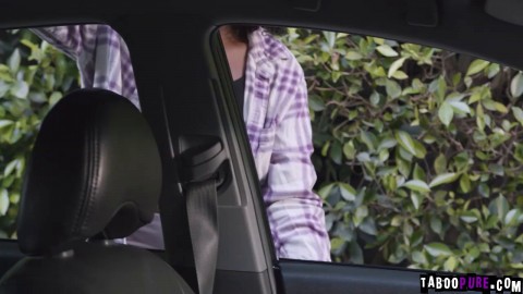 Coco makes her sensual moves to get Isiah's dick