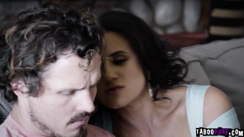 Penny shows Robby how talented she is when it comes to sex