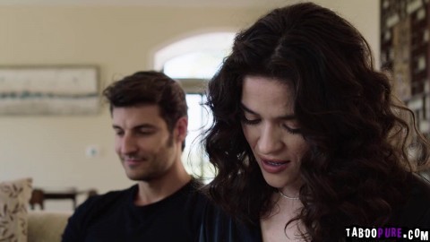 Jay troubleshoot Victoria's laptop and pussy