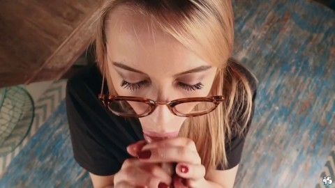 Pov Video Of Amazing Luxury Girl With Glasses Sucking A Dick Teen Upskirt