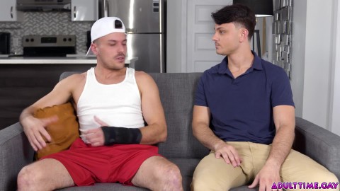 It's hard jerking off with a broken wrist. Friend gives a helping hand!