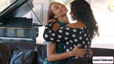 Big boobs milf Penny Barber pussy licked by ebony Alexis Tae