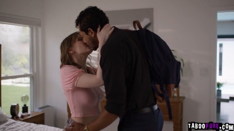 Alex Jones and Melody Mark are a down-on-their-luck couple