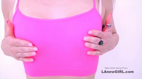 Gorgeous Brunette gets Bandged by Agent Calendar Auditions