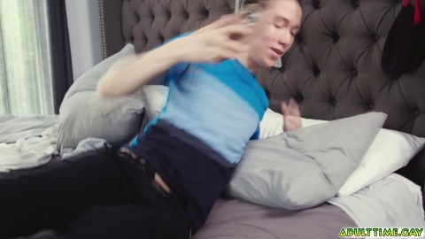 Manuel Skye accuses Daniel of having PURPOSELY sent him the picture