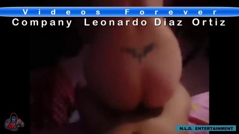 Madre Milf de tremendo culo le dan verga como a yegua Edit