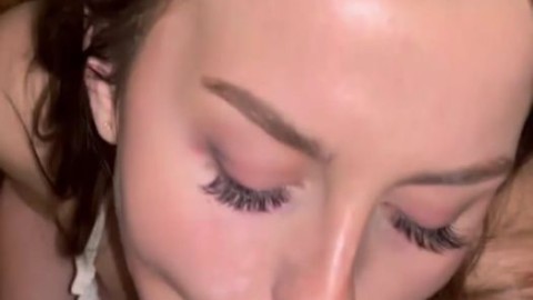 Miss katerina EbonyEfro elsa kryss