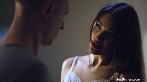 Im licking and fucking my stepsis HOTTEST gf in the hallway