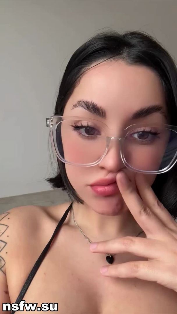 Brunette_Porn_GIF_9055_nsfw.su