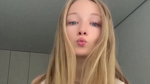 falbaby Lilablond Roxy Dior - https://ja.cat/tg