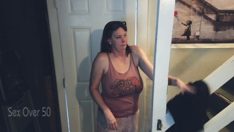 lonely milf seduces a petite nude