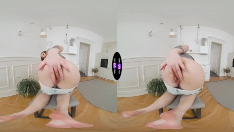 Redhead Solo Action With Vilora Efi Fingering Her Pussy Girl Boy Porn