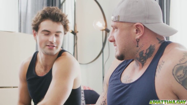 Crush Daddy into watching the porn together with buddy Mike Monroe