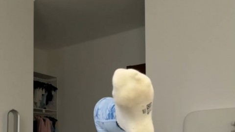 Big funbags and booty Adrianna Savu workout in her solo sportswear. Horny and dissolute, she spreads and yoga.