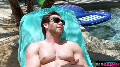 Letting my stepdad bangs my ass for the first time